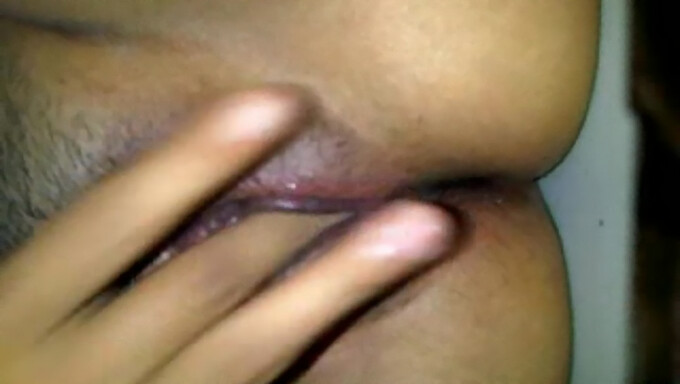 Yanti Dharmayanti'S Wet Close Up Fingering Leads To Intens Orgasm